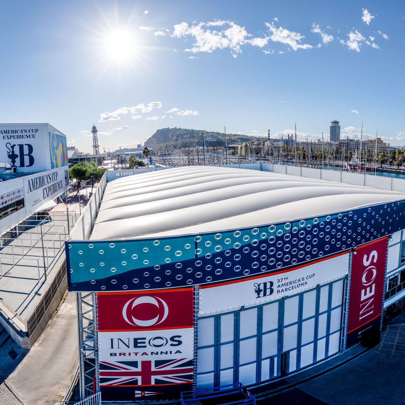Panoramic view of sailing buildings